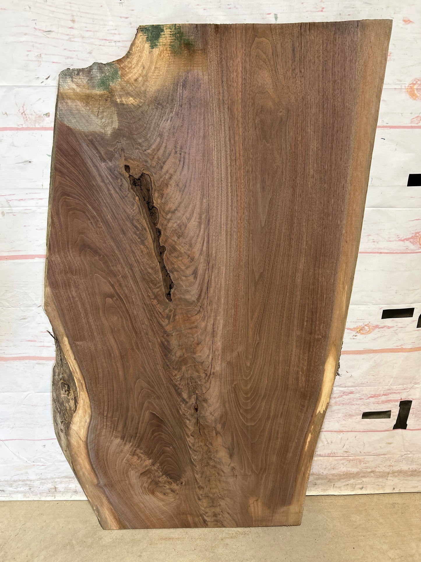 Live Edge Walnut Sku#27697M-16