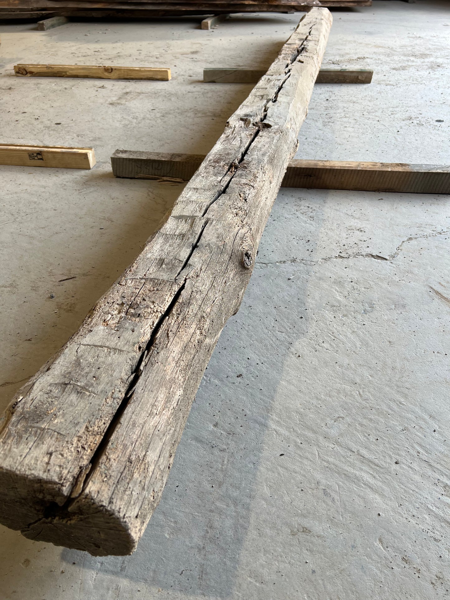 7x8x14’ Reclaimed Mantle RM-33