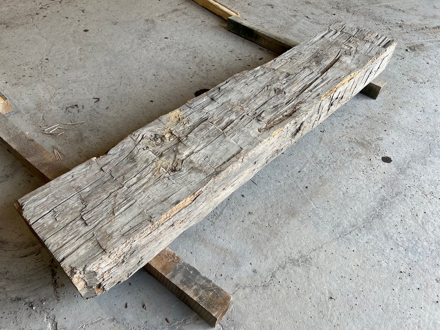 6x11x5’ Reclaimed Mantle RM-41