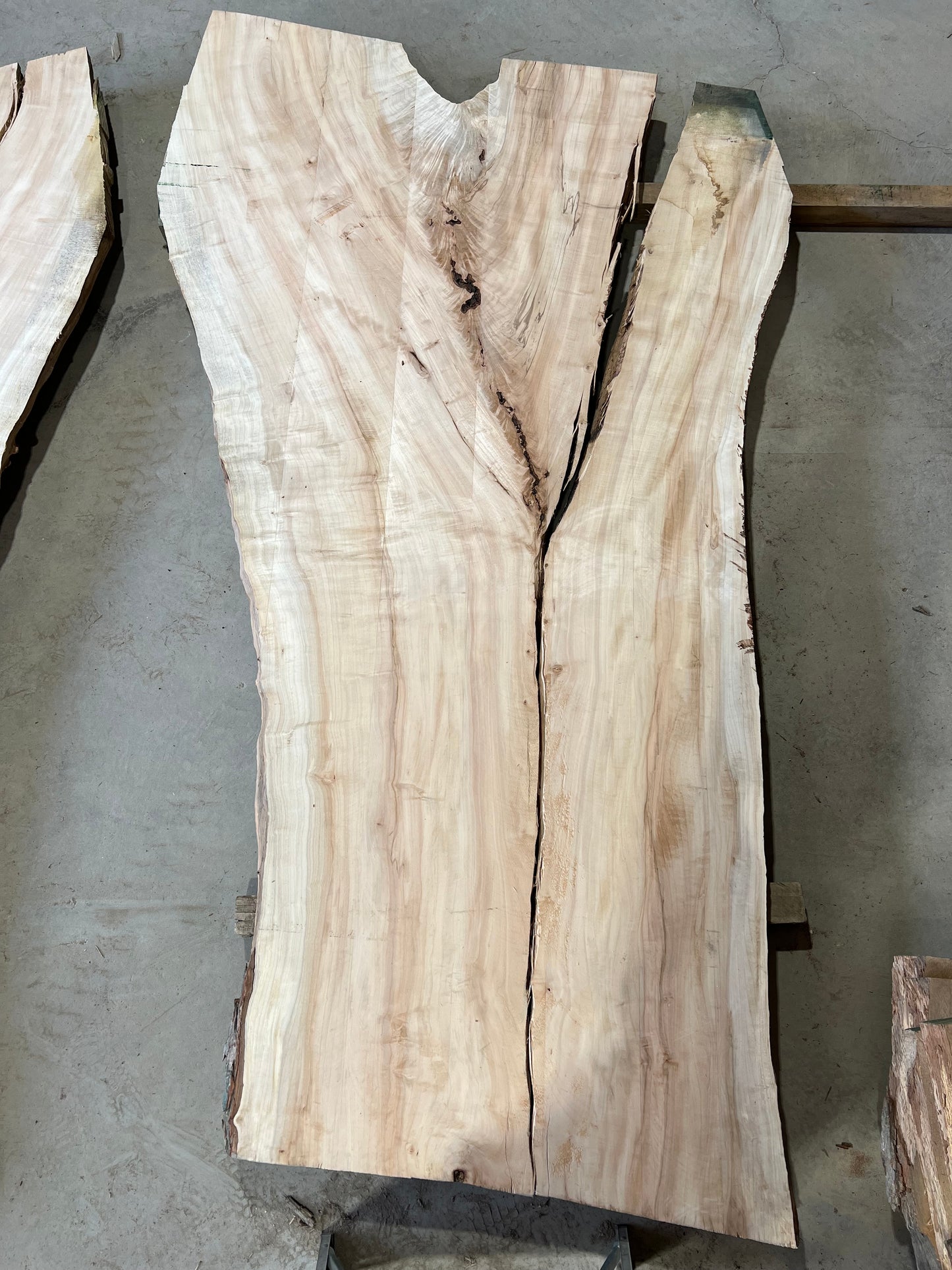 Live Edge Maple Sku# 25996S-84