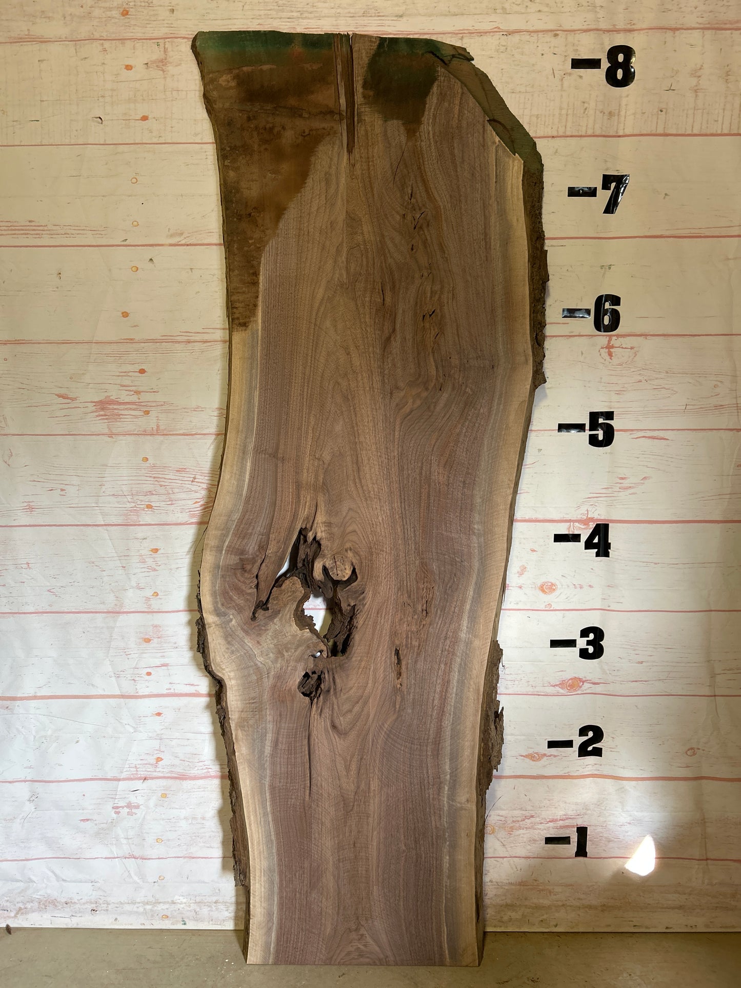 LiveEdge Walnut Sku#24333J-41