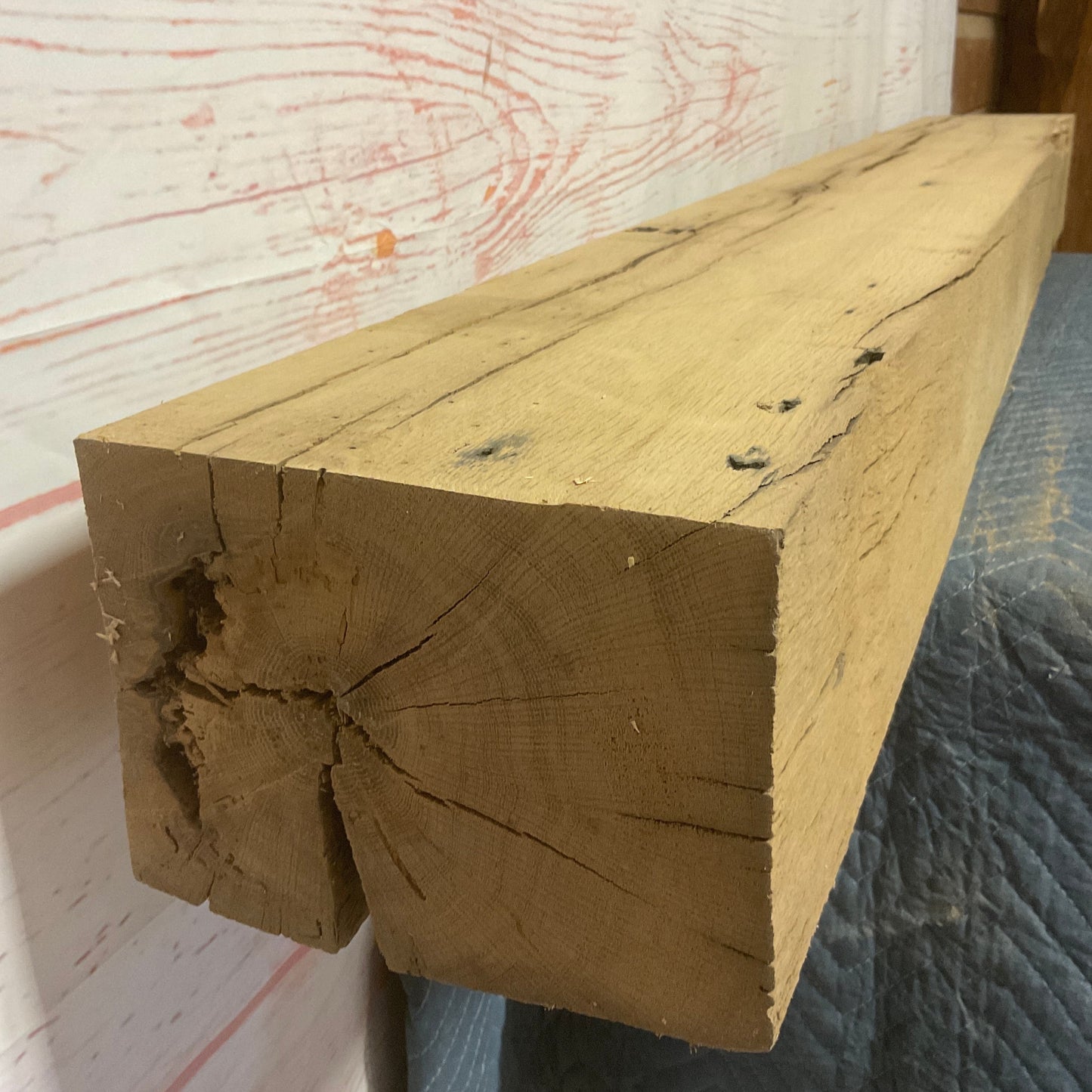 Reclaimed Oak Mantle RM-08