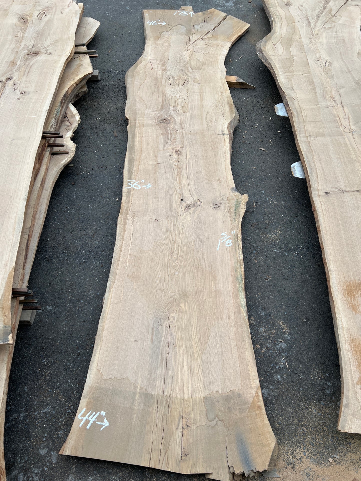 Live Edge White Oak Sku#23890S-88