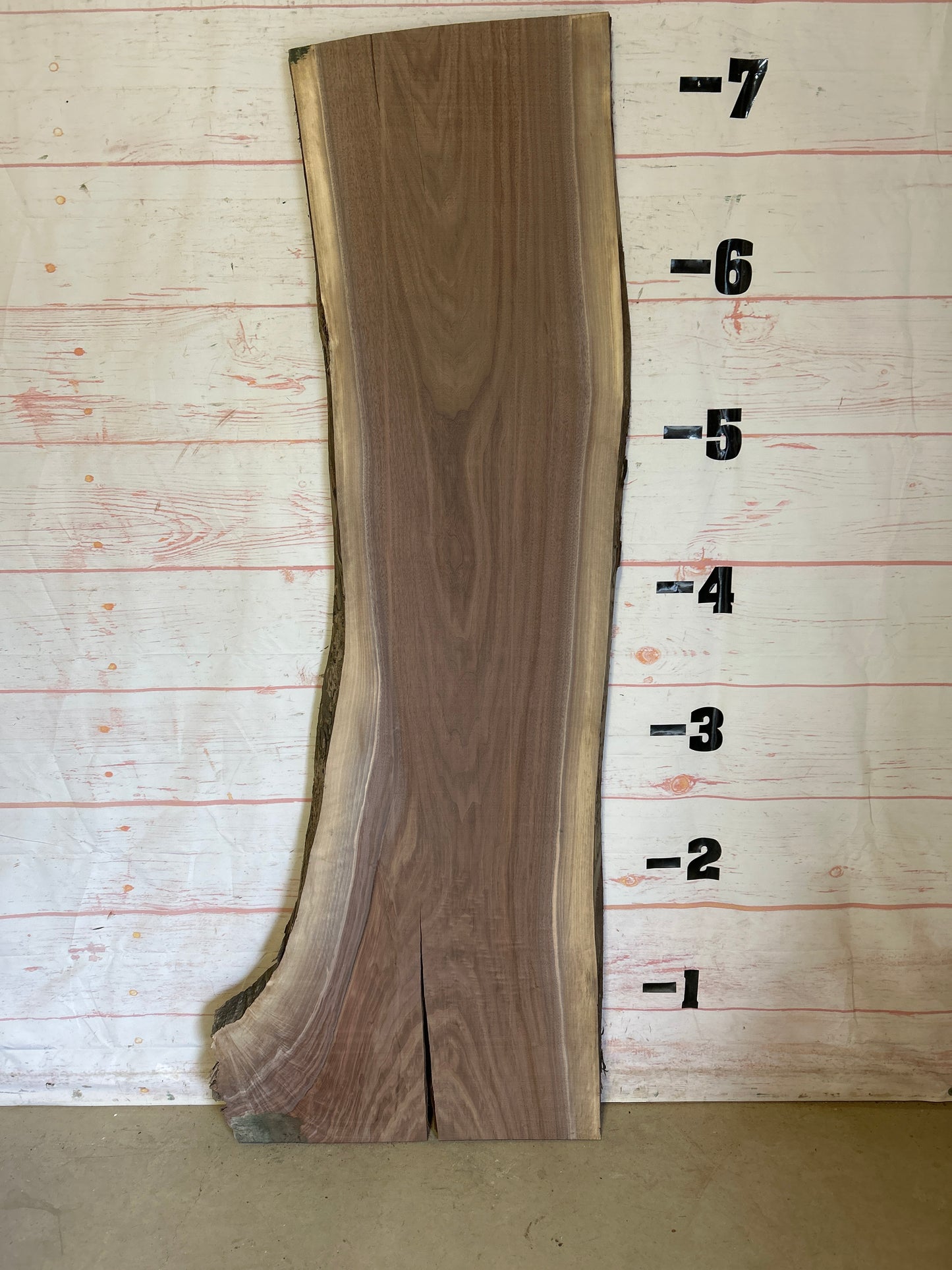 LiveEdge Walnut Sku#24738J-34