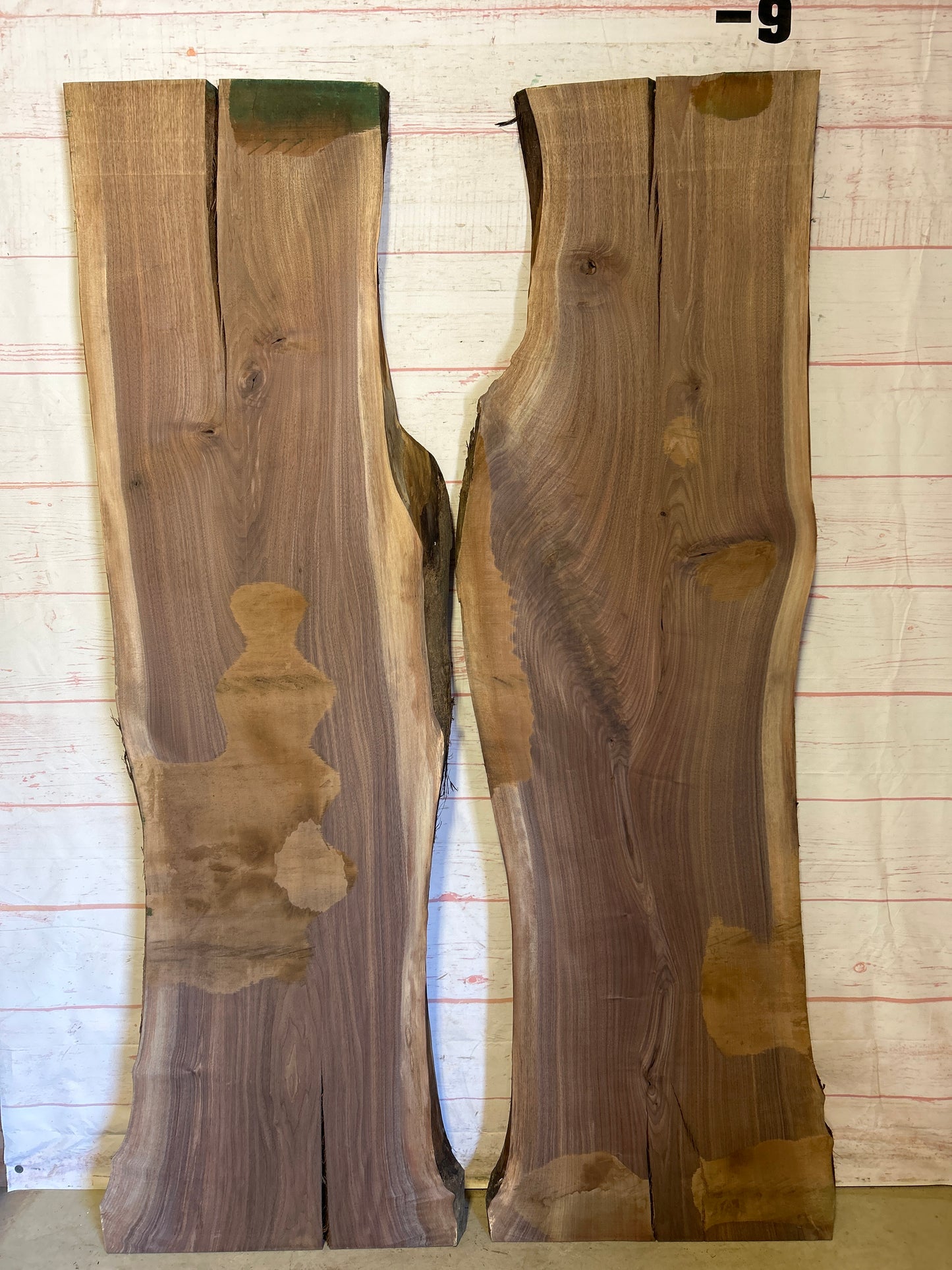 LiveEdge Walnut Set Sku#24108K-82